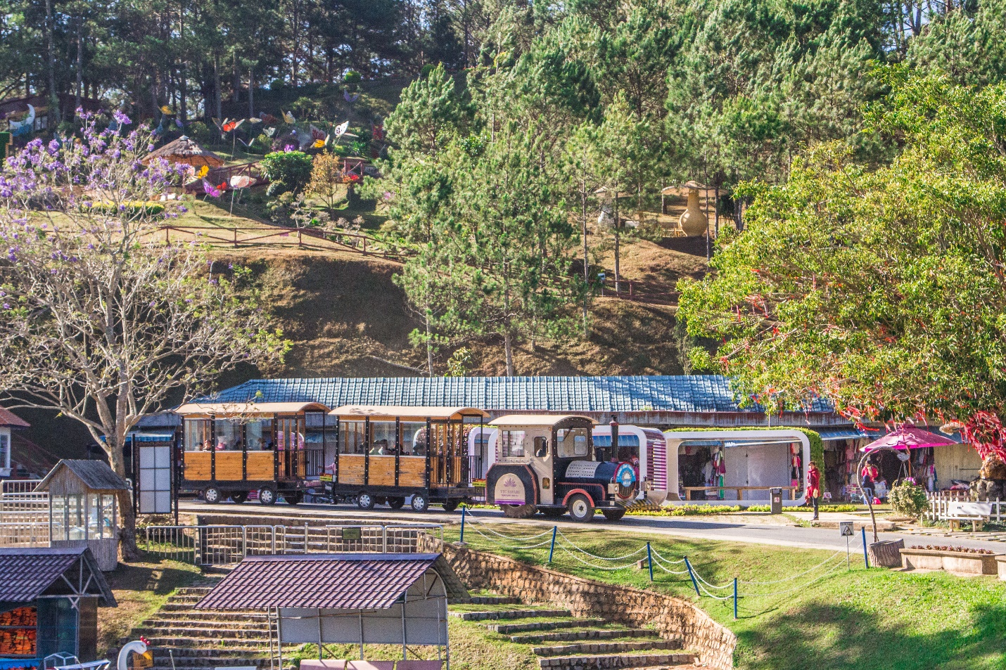 Tour Đà Lạt - Lặng ngắm Đà Lạt thu nhỏ hay còn gọi là Thung lũng Tình Yêu